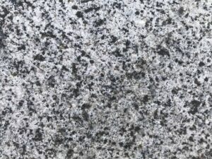 Andorinha Grey Granit Fensterbank – Edler brasilianischer Naturstein in zeitlosem Grau für Innen & Außen C&C Naturstein & Fliesen- Dormagen- Düsseldorf- Köln- Aachen- Bonn- Deutschland