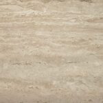 Travertin Beige V/C Fensterbank – Mediterrane Eleganz mit markanter Linienführung (2 cm Stärke) C&C Naturstein & Fliesen- Dormagen- Düsseldorf- Köln- Aachen- Bonn- Deutschland